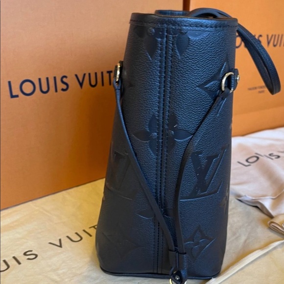 Brand New Louis Vuitton Neverfull MM Empreinte - Picture 5 of 15